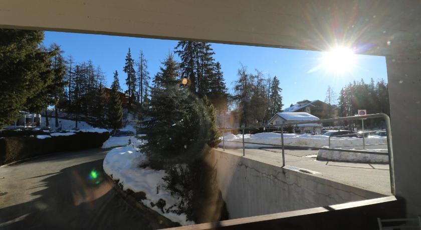 Appartement Cosy et R¿v¿u C¿ur de la Station ! Hotel in Crans-Montana