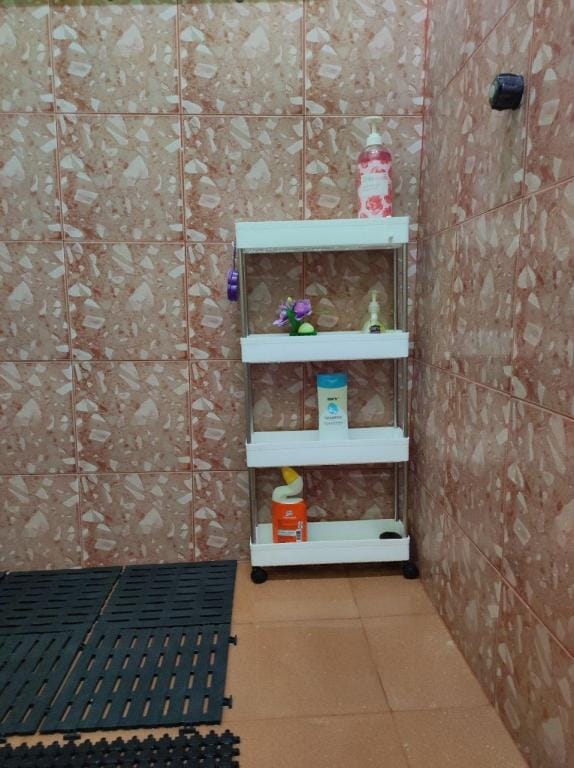 Kubang Kerian DECO HOMESTAY *AIRCOND*WIFI*NETFLIX* Vacation rental in Malaysia