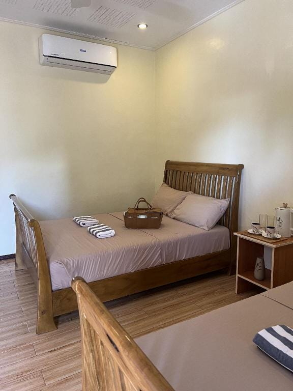 Siaton Plaza Residences:Triple Suite + Kitchenette Apartment in Central Visayas