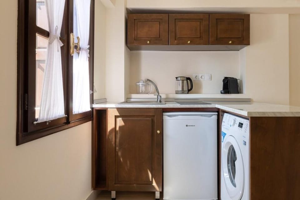 To Rodi Apartments - A historical experience Apartment in Rhodes