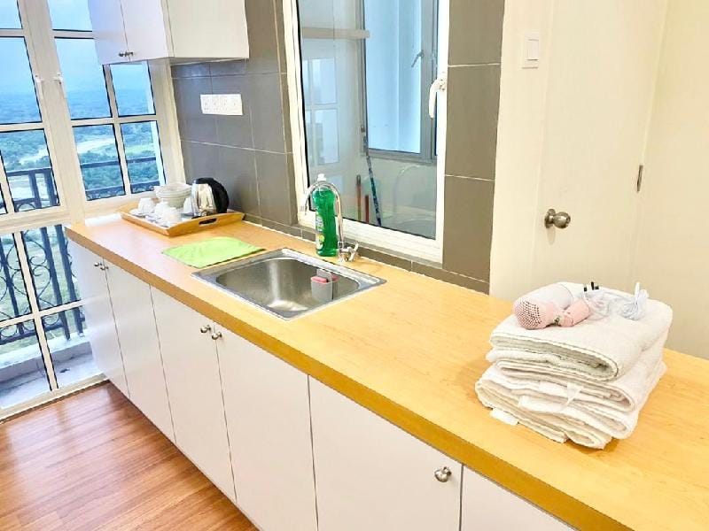 Homestay @ Champs Elysees (Privacy Corner Unit) Apartment in Perak