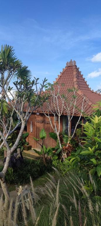The Joglo at Pondok Kawinaya Villa in Bali