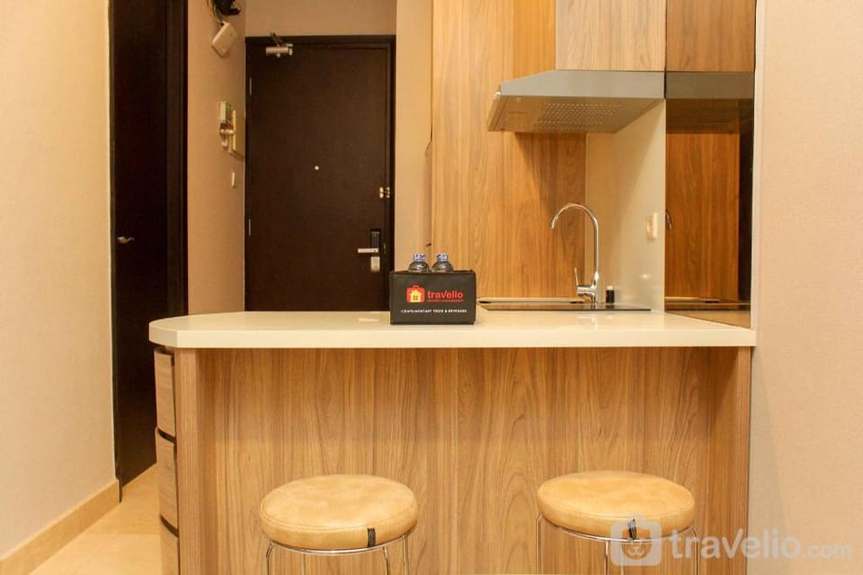 Nice and Enjoy 1BR at Sudirman Suites By Travelio Apartment in South Jakarta City