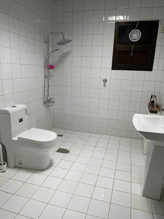 Aشقة بجوار برج المملكة - منطقة مركزية بالرياض Apartment in Riyadh