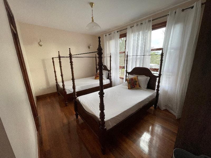 Mount Kenya Golf holiday homes Villa in Kenya