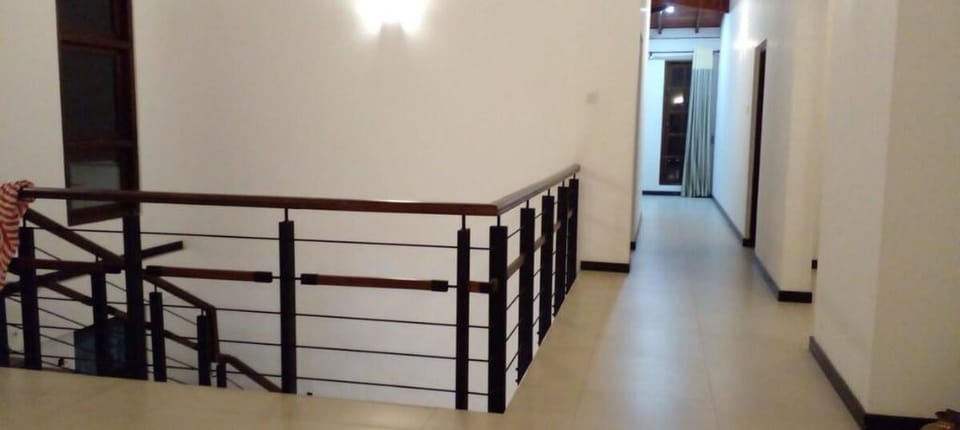 Cheerful 4 Bedroom Villa with free parking Villa in Southern Province