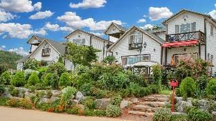 Anmyundo Dream Pension Bed and Breakfast in South Korea