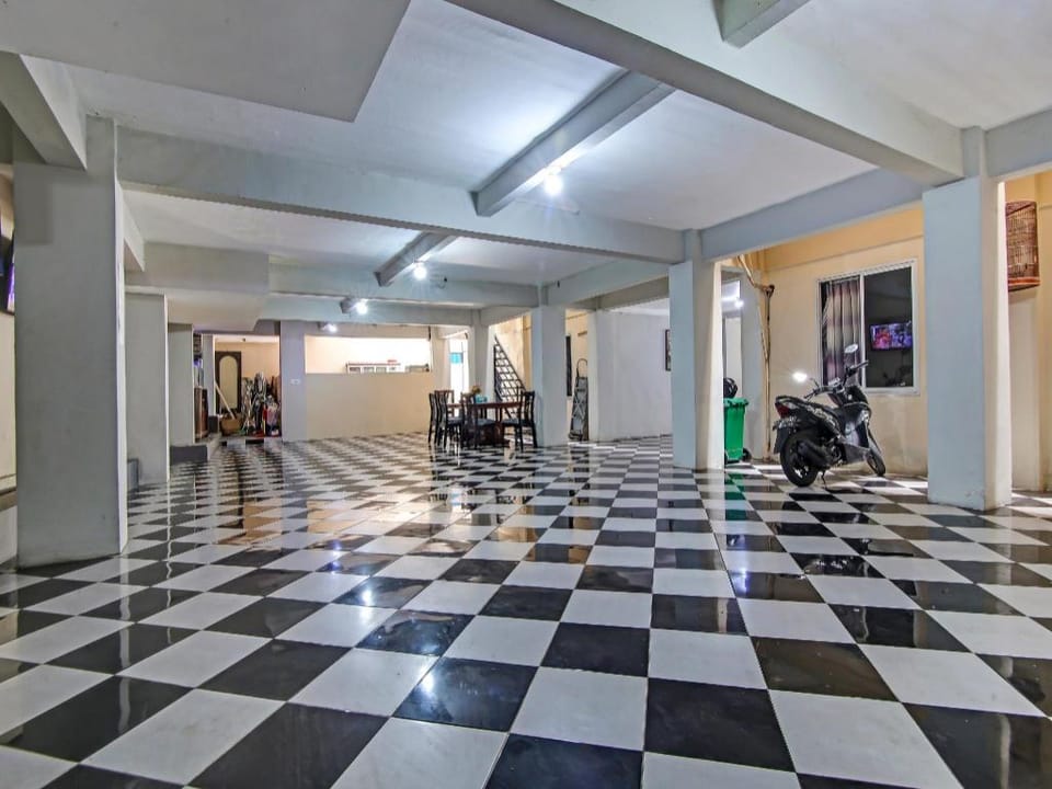 OYO 90883 Ria Agustar Syariah Hotel in Indonesia
