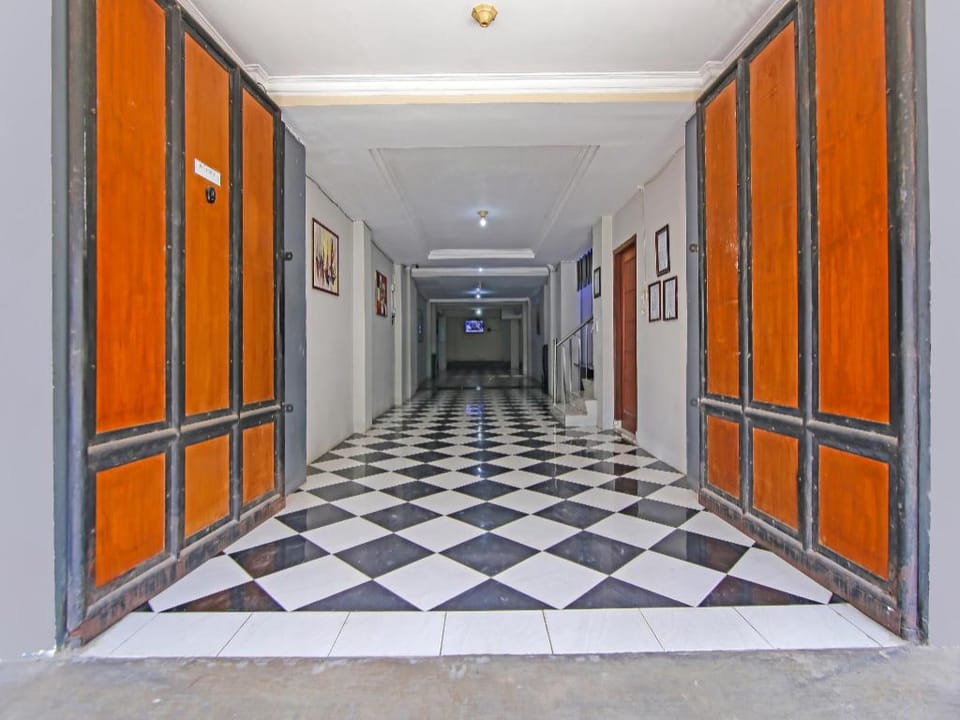 OYO 90883 Ria Agustar Syariah Hotel in Indonesia