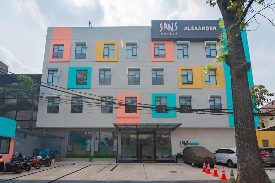 Sans Hotel Alexander Bandung Hotel in Bandung