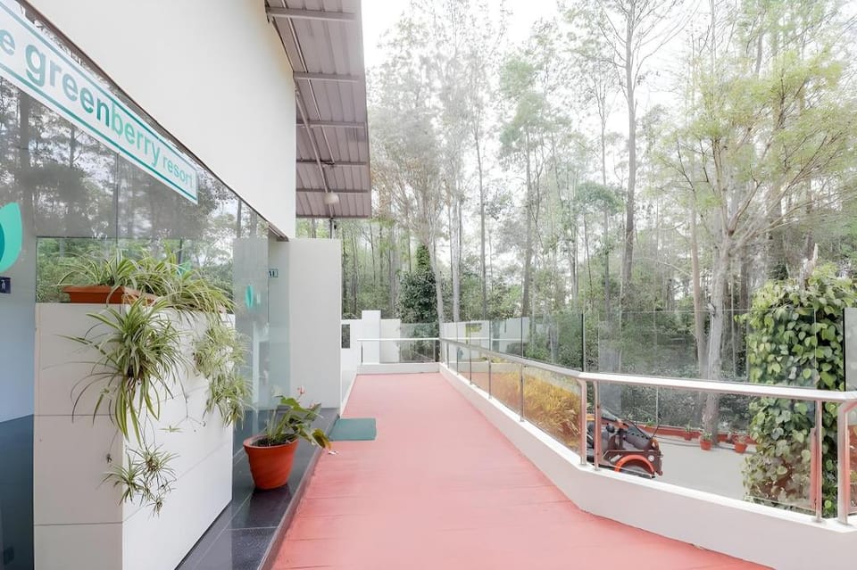 SJK Green Berry Resort Hotel in Tamil Nadu