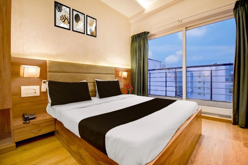 Super Townhouse Vibhuti Khand Gomti Nagar Formerly Pratham Inn Hotel in Lucknow