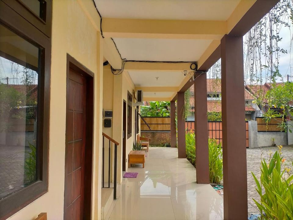 Homestay Calliandra Apartment in East Java