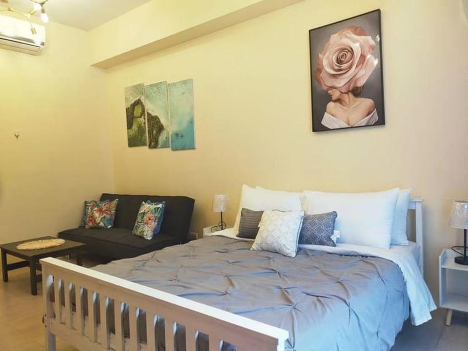 C6-10D 81 Newport Boulevard Condominium near T3 Apartment in Pasay