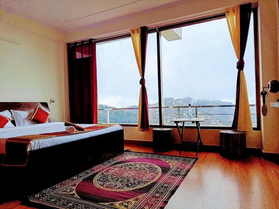 Valley View mountain Edge Private apartment Apartment in Himachal Pradesh