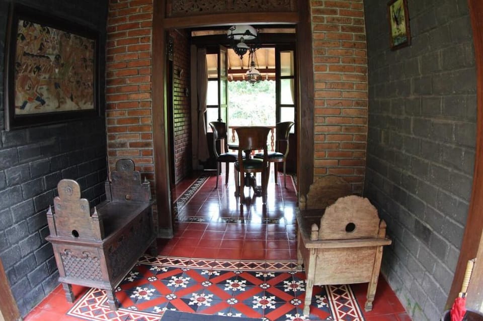 Family Room - Ndalem Joglo Hinggil Villa in Special Region of Yogyakarta