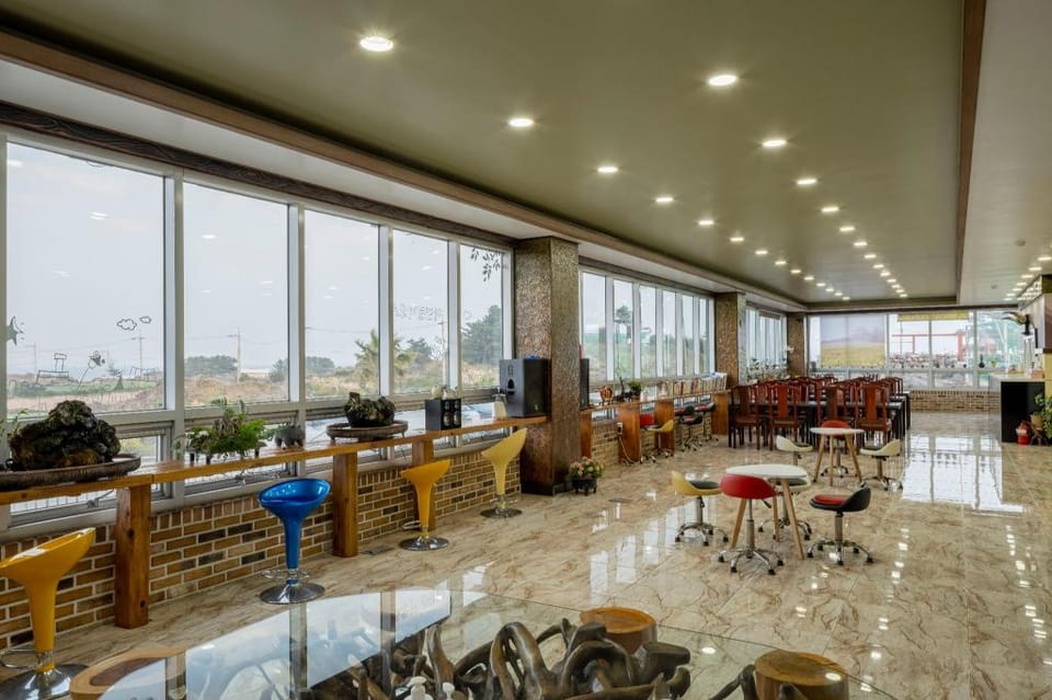 Jeju Amor House Oceanview Oreum Bed and Breakfast in South Korea