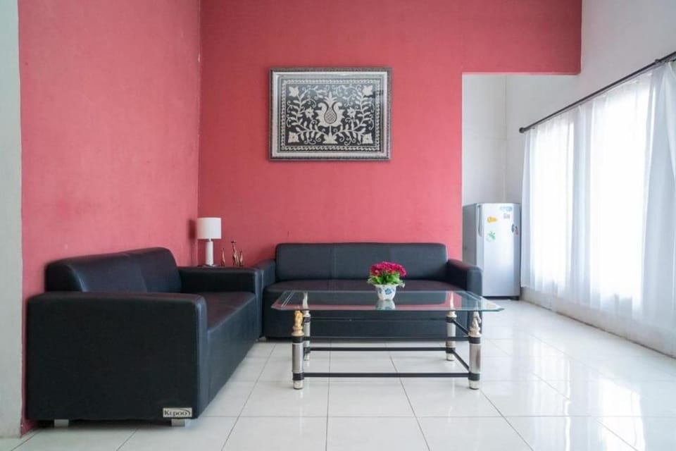 Argadia House Syariah near Ahmad Yani Mitra RedDoorz Hotel in Indonesia