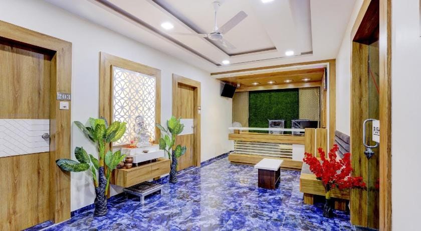 Collection O Lotus Gold Hotel in Vadodara