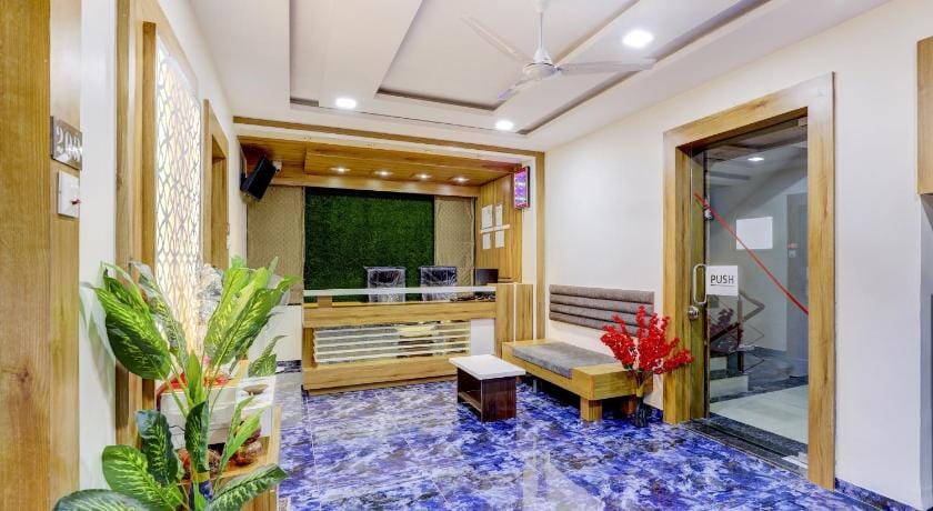 Collection O Lotus Gold Hotel in Vadodara