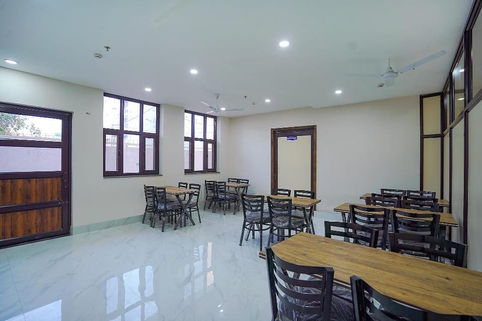 FabHotel HC Mohali Inn Hotel in Chandigarh