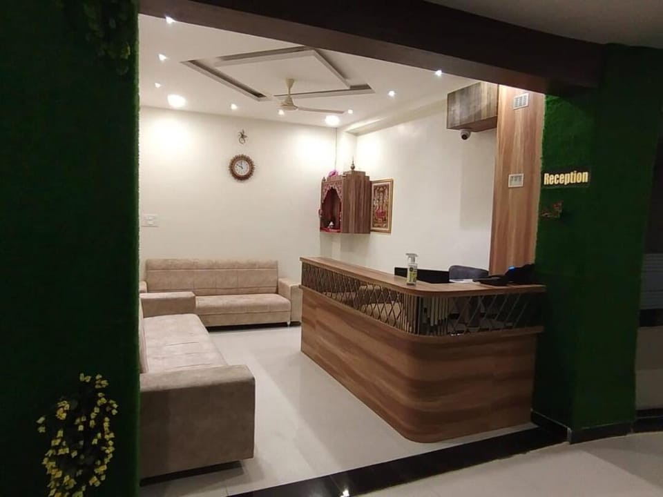 Townhouse Oak Hotel Maa Jagdamba Palace Hotel in India