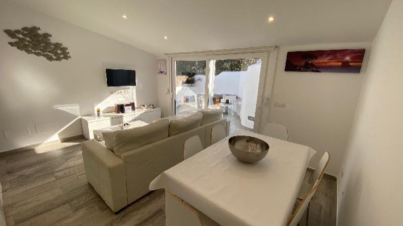 Luxury oceanfront villa in an idyllic location Vacation rental in Cala en Bosc