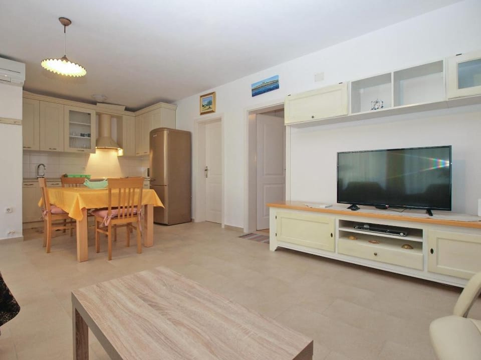 Apartment 1707 Apartment in Banjole