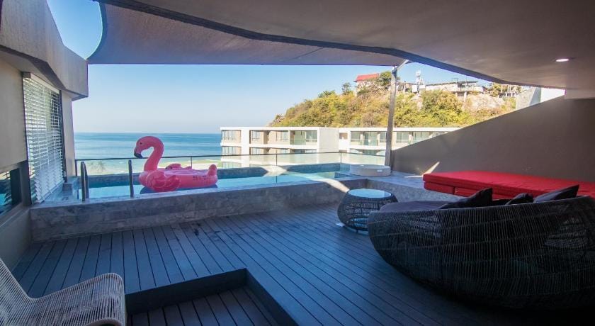 Hua Hin Penthouse beach Apartment in Nong Kae
