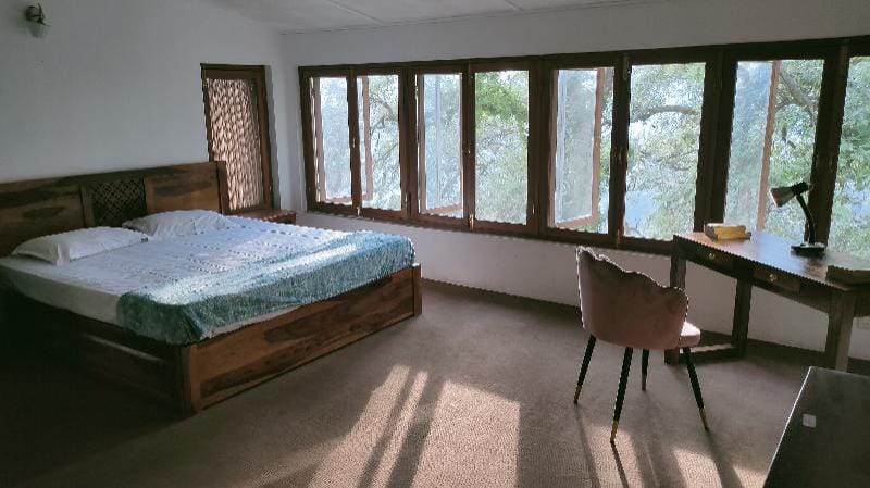 Ralston cottage  7 room villa for 2-20 people Villa in Uttarakhand