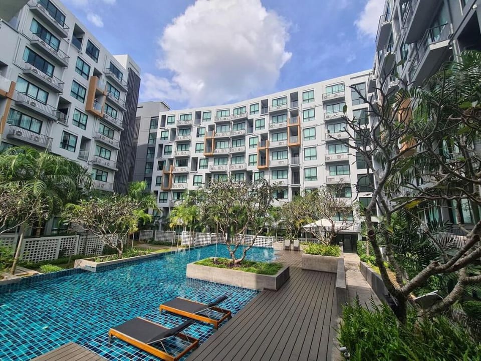 Dormy Residence Service Condo 2 Bedroom 60 SQM Apartment in Chon Buri Changwat