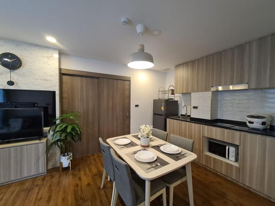 Dormy Residence Service Condo 2 Bedroom 60 SQM Apartment in Chon Buri Changwat