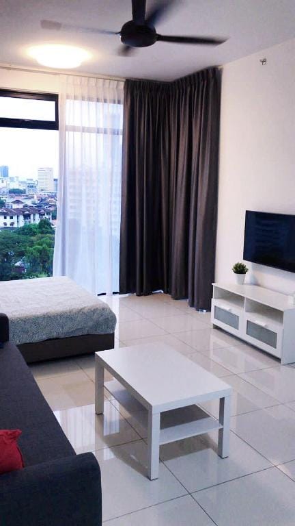 Georgetown Beacon Executive Suites #Infinity Pool Apartment in George Town