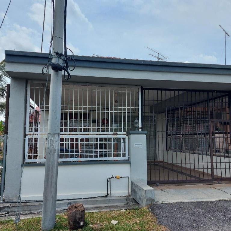 Homestay Nuha  Vacation rental in Johor