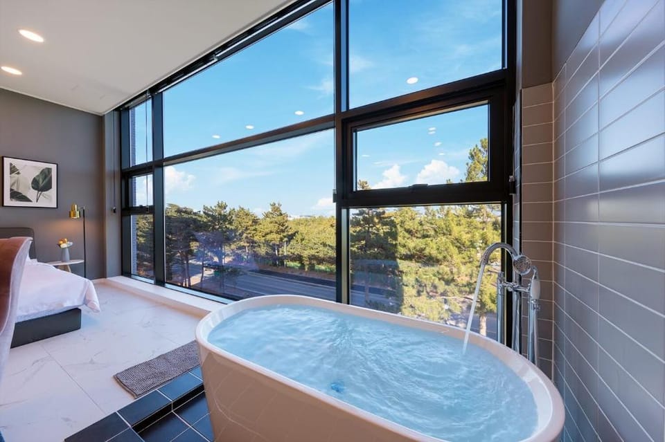 Gangneung Good day Poolvilla Bed and Breakfast in South Korea