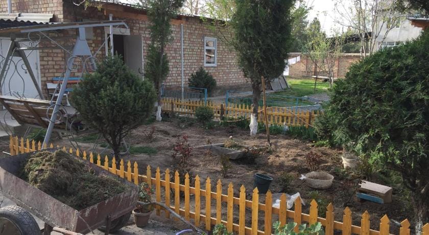 Guest House RAHAT in Toktogul, Kyrgyzstan Bed and Breakfast in Europe