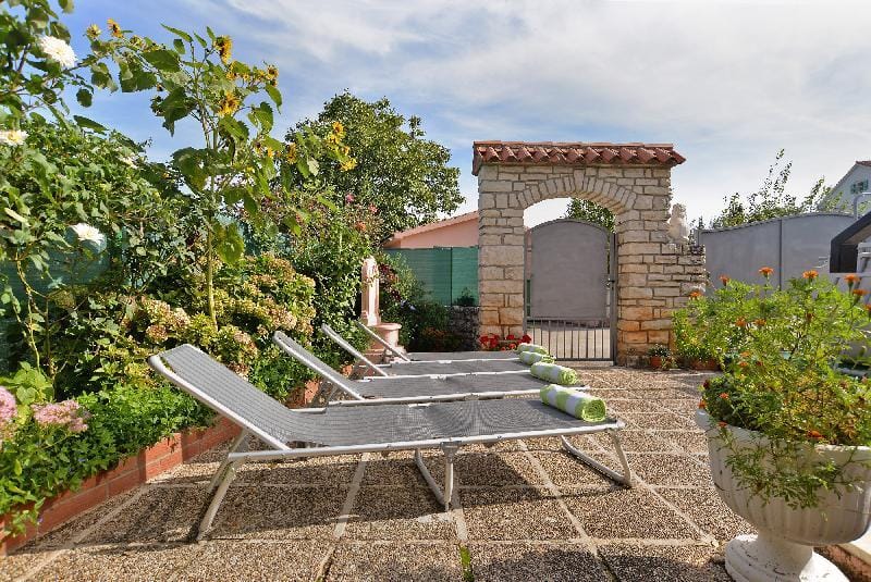 Apartment 1755 Apartment in Istria County