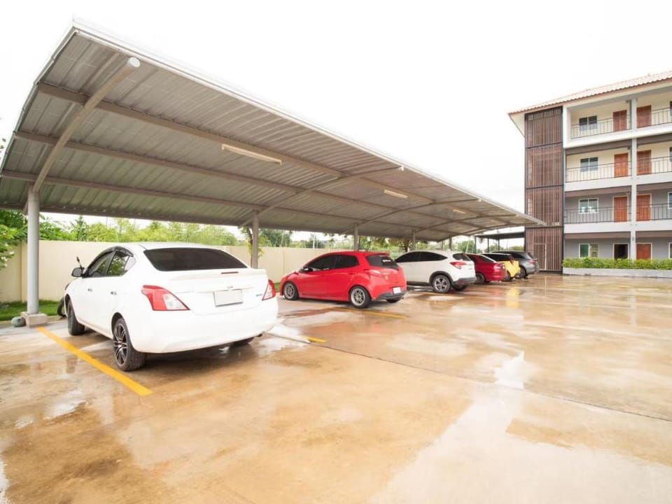 EK Residence Banchang City Apartment in Chon Buri Changwat