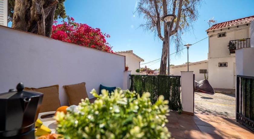 SEAFRONT WITH TERRACE Apartment in Malaga