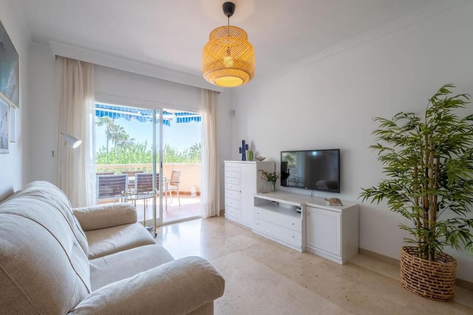 Garden & Beach - Torremolinos (Wifi/Parking FREE) Apartment in Torremolinos