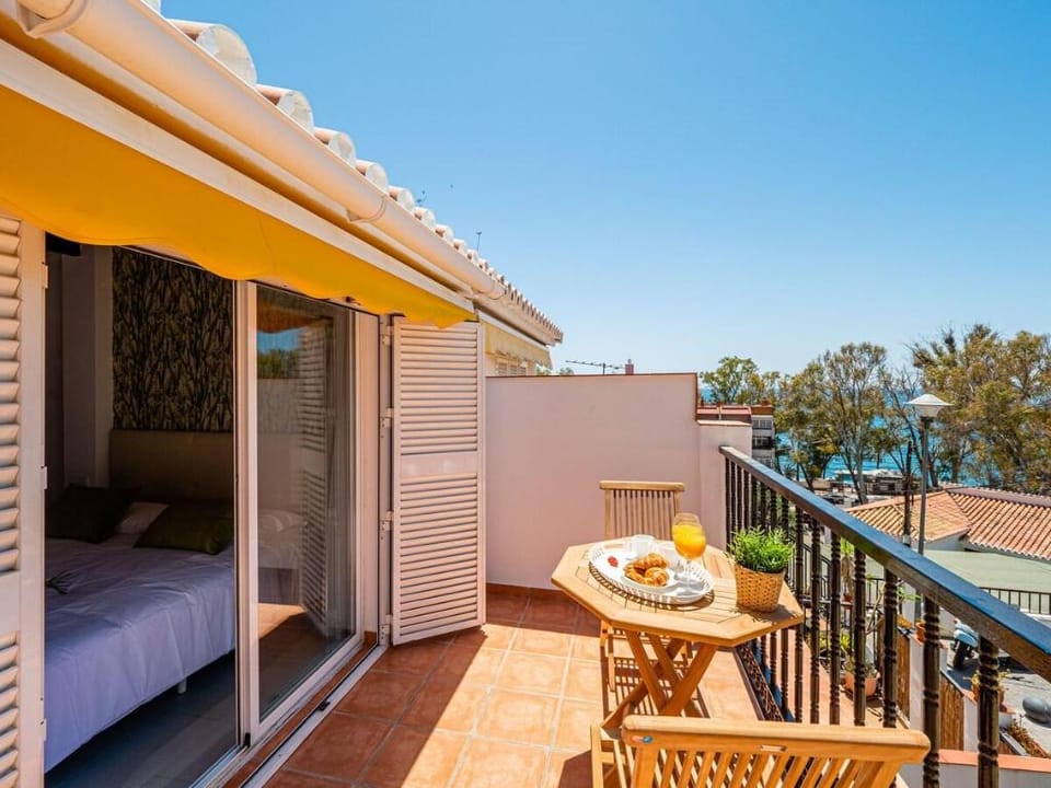 SEA VIEW WITH TERRACE Apartment in Malaga