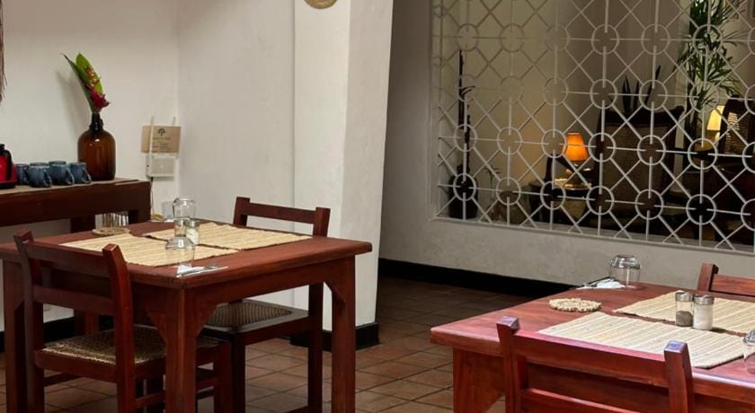 Mango Tree Villa Bed and Breakfast in Southern Province