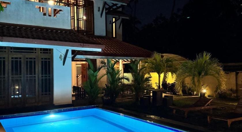 Grand Royal Villa Negombo Bed and Breakfast in Negombo
