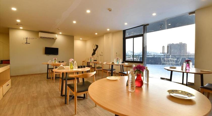 Super Hotel O N Y Hotel in Ahmedabad