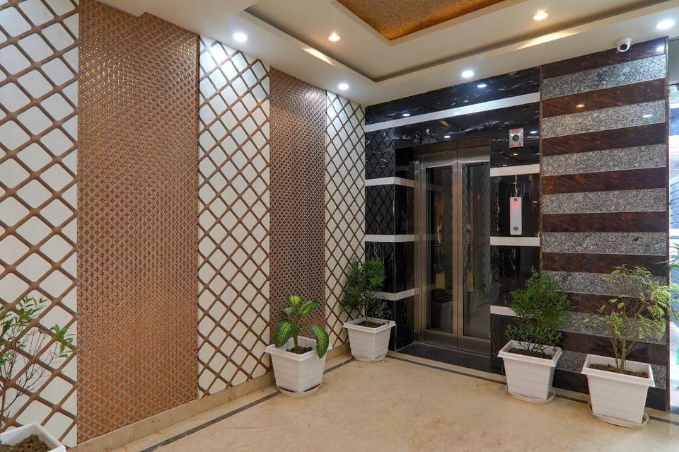 FabHotel Super 3 Premium - 800m From Kashi Vishwanath Temple Hotel in Varanasi