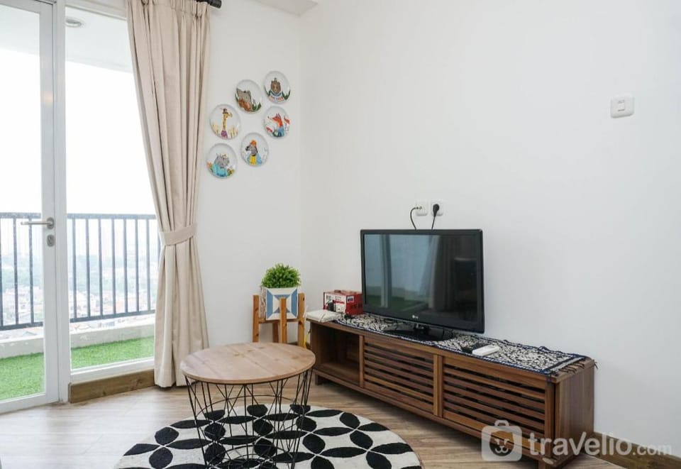Modern 1BR at Signature Park Grande By Travelio Apartment in Jakarta