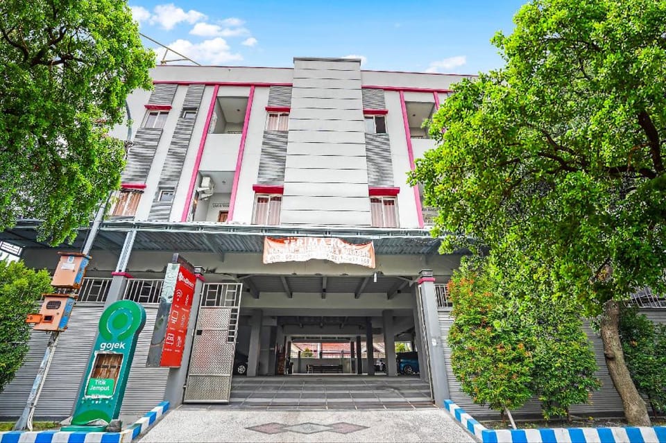 Hotel O Dkb Residence Hotel in Surabaya