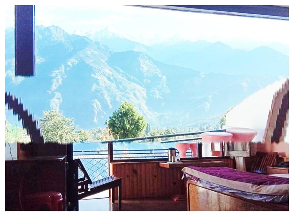 Goroomgo Vijay Mount View Resort Munsyari Hotel in Uttarakhand