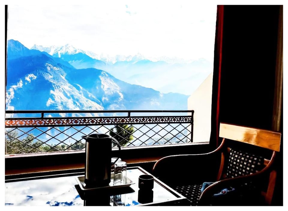Goroomgo Vijay Mount View Resort Munsyari Hotel in Uttarakhand