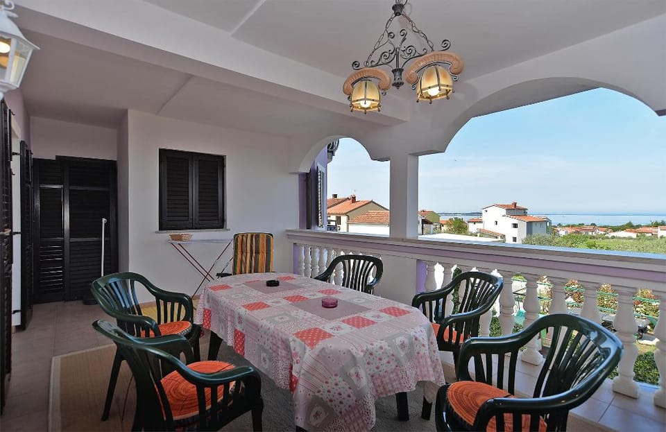 Apartment 1223 Hotel in Fažana